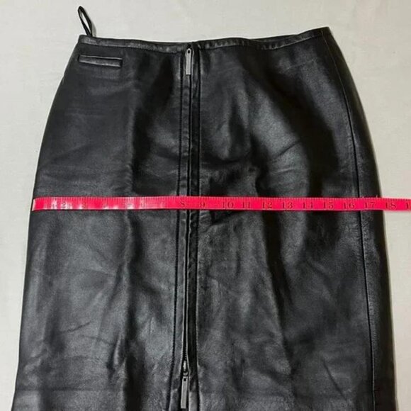 Women's Express Soft Leather Pencil Skirt Black Zip Front Closure Size 3/4 - Picture 8 of 9